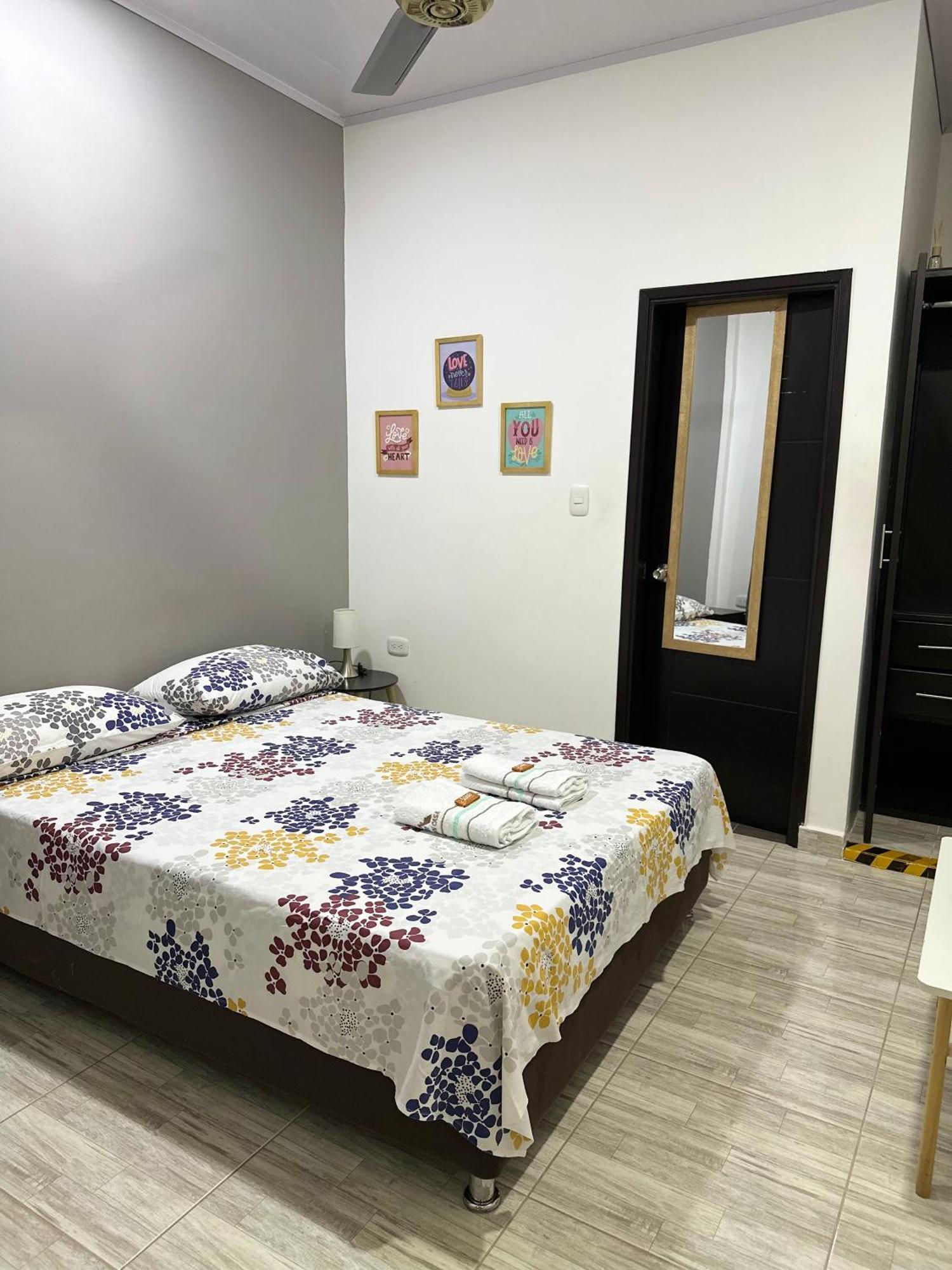 Como En Casa La Dorada Buitenkant foto